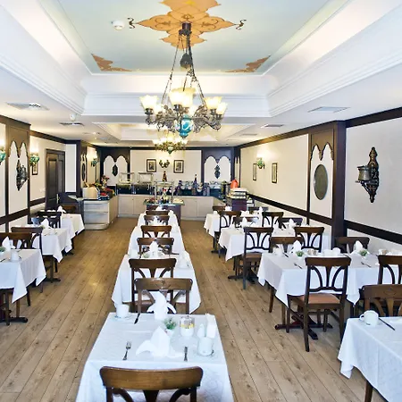 Hotel Orient Express & By Orka 3*