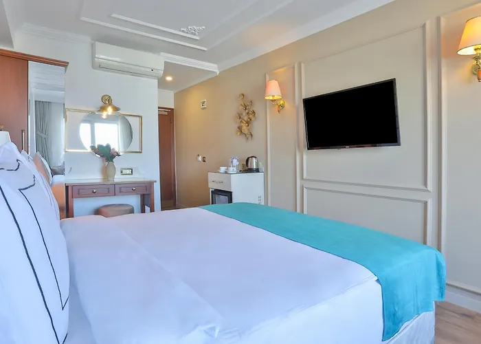 Отель Orient Express & By Orka Стамбул