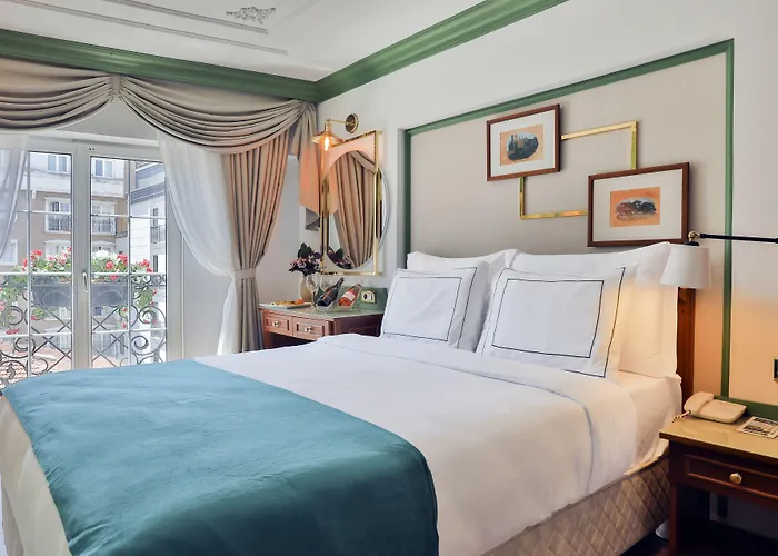 Отель Orient Express & By Orka 3*