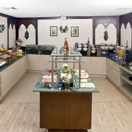 Orient Express & By Orka 酒店