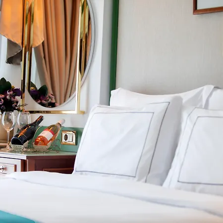 מלון Orient Express & By Orka 3*