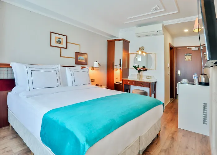 Orient Express & By Orka מלון